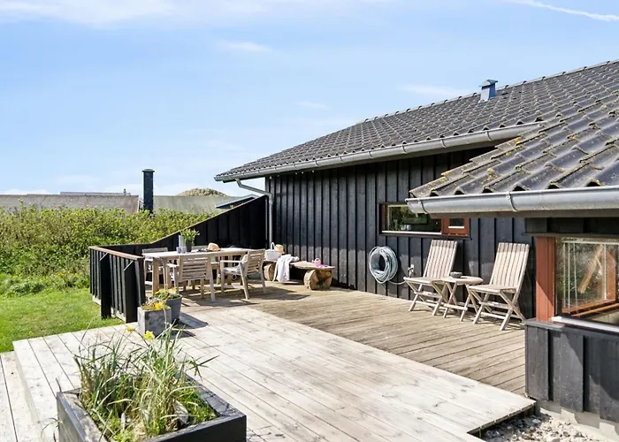 Danica - 175m From The Sea By Interhome *